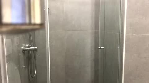 Snapshot of alol555 chatting on October 19, 6:34 pm alol555 online show from October 19, 6:34 pm