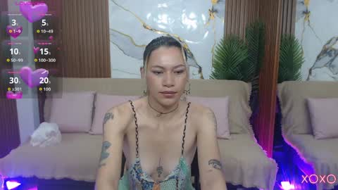alonddra_tay online show from April 8, 11:57 am