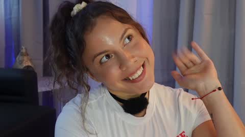 Alondra Suarez online show from March 14, 2:54 pm