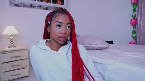 Alondra online show from February 1, 10:44 pm