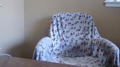 JustMe online show from March 9, 7:26 pm