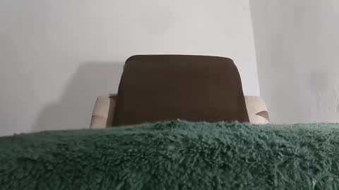 alotofcream4u online show from March 14, 5:22 am