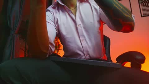 alpha_dominus_ online show from April 7, 3:41 am