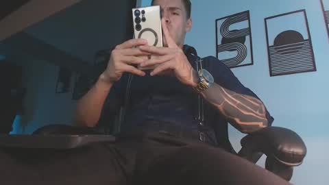 alpha_dominus_ online show from July 29, 4:01 am
