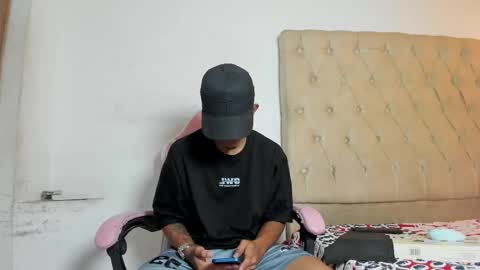 alpha_marcus online show from May 10, 9:37 am