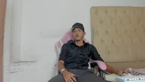 alpha_marcus online show from May 14, 8:34 am