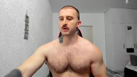 MuscleGod online show from July 13, 11:52 pm