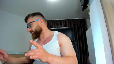 Alphaalexxx Lets reach Me 100 thumbs up online show from June 6, 5:08 pm
