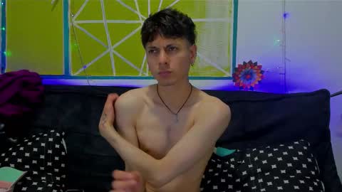 Dioniso online show from February 18, 7:13 pm