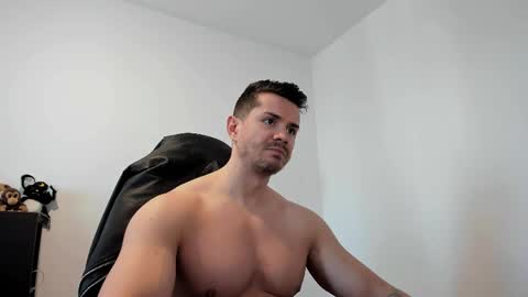 LeatherMaster online show from April 15, 8:17 am