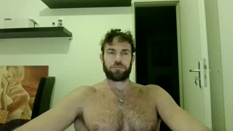 alphah_hunk online show from October 20, 6:24 pm