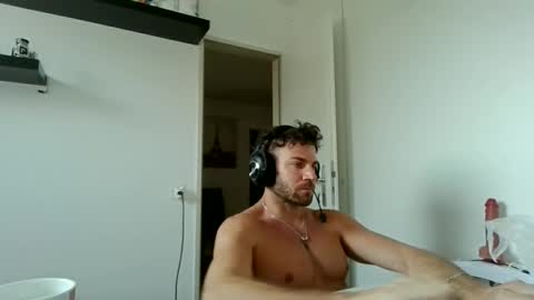 alphah_hunk online show from March 8, 9:24 am