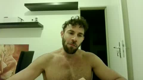 alphah_hunk online show from September 28, 7:01 pm