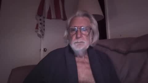 AlphaUniform online show from October 17, 11:36 am