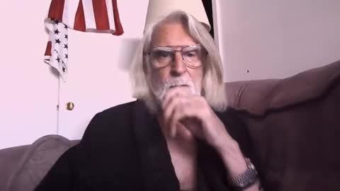 AlphaUniform online show from September 14, 4:19 pm