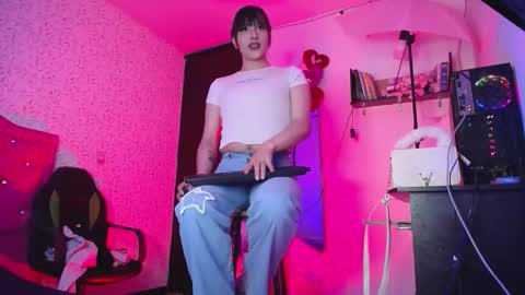 Snapshot of altair_x chatting on October 14, 9:07 pm altair_x online show from October 14, 9:07 pm