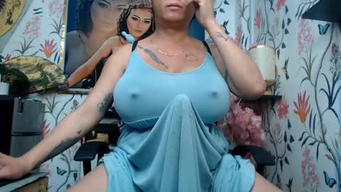 SARAHEYHEYHUGECOCK online show from March 5, 1:21 am