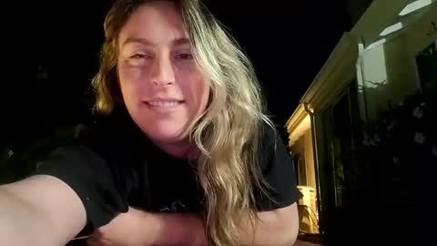 alyjeanne0420 online show from June 9, 4:01 am