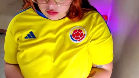 Elyn online show from June 17, 10:48 pm