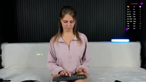 Alena online show from October 27, 2:39 pm