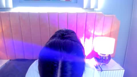 Snapshot of alys_baker chatting on October 22, 3:42 am Alys online show from October 22, 3:42 am