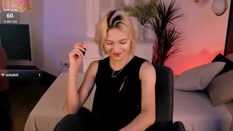 Snapshot of alysiasun chatting on October 20, 2:55 pm Alysia online show from October 20, 2:55 pm