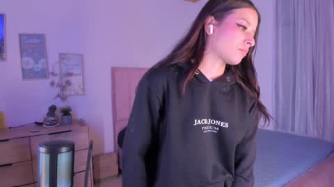 B I A N C A online show from March 5, 3:08 am