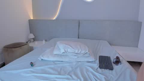 amanda_benz_ online show from July 28, 2:13 pm