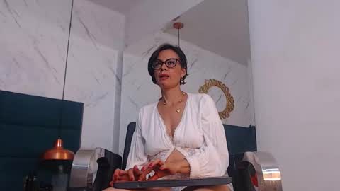 amanda_ramirez online show from February 16, 10:19 pm