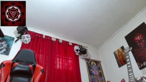 Amanda Valeska online show from April 7, 5:48 pm