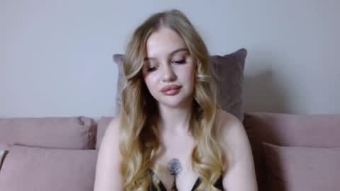 Amanda online show from February 2, 7:10 pm