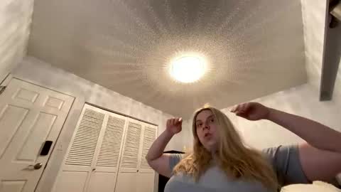 Amanda online show from May 13, 5:50 am