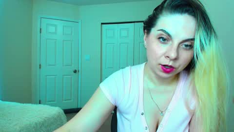 Amanda online show from February 24, 6:16 am