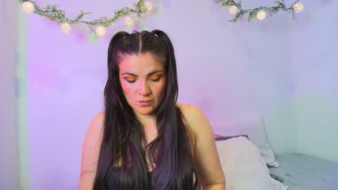 Amara Vega  online show from December 17, 5:14 am