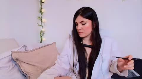 Amara Vega  online show from June 3, 2:33 pm