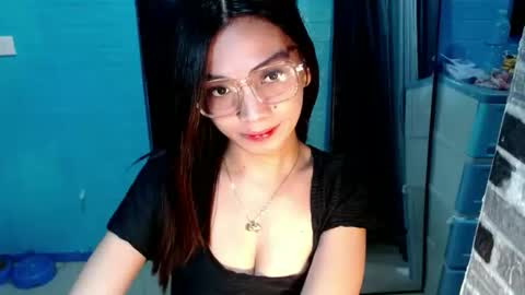 BELLA online show from February 23, 1:57 pm