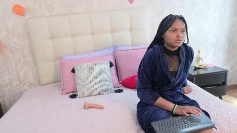 amaya_lirio online show from March 4, 7:27 am