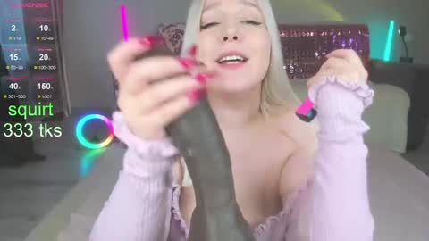 Im Mandy and I love to play in public and do crazy in PVT online show from February 10, 10:53 am