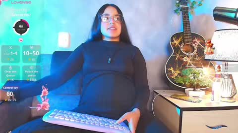 ambardevon_x online show from April 14, 8:56 pm