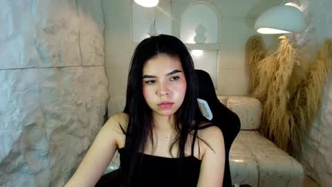 Snapshot of ambarina_r chatting on October 10, 3:23 am Ambarina online show from October 10, 3:23 am