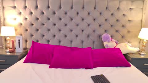 AmbarSantany  online show from February 26, 12:25 am