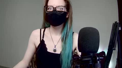 Snapshot of amber_candyfloss chatting on February 2, 9:02 pm Amber non-nude model online show from February 2, 9:02 pm