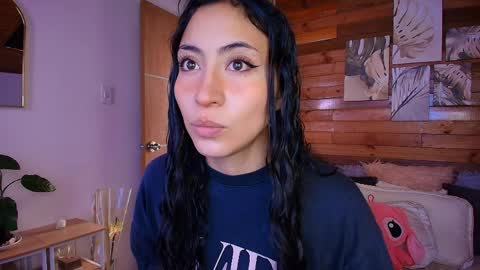 amber_curly online show from April 9, 5:07 pm