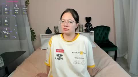Snapshot of ambergothsly chatting on September 28, 7:06 am Taya online show from September 28, 7:06 am