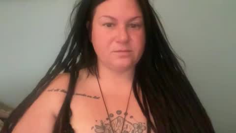 ambermoss7 online show from March 3, 4:36 pm