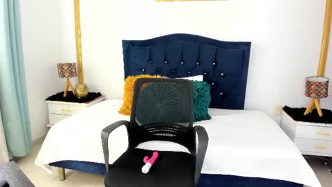 Amber  online show from July 3, 3:50 pm