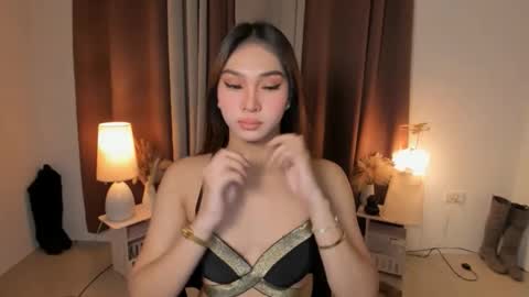 BIGCOCK AMBER online show from May 31, 12:48 pm