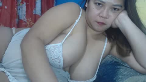 Marie online show from April 22, 5:53 pm