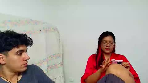 Snapshot of ameli_and_lucas chatting on January 30, 4:16 am Amelia  Lucas online show from January 30, 4:16 am