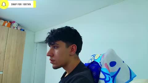 Snapshot of ameli_and_lucas chatting on December 9, 3:07 am Amelia  Lucas online show from December 9, 3:07 am